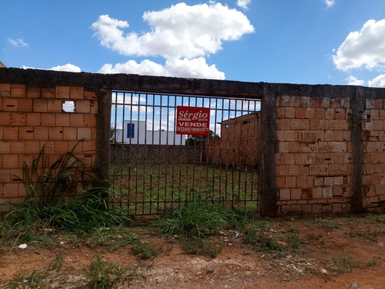 Vende-se lote no Jardim Osfaya Vende-se lote no Jardim Osfaya